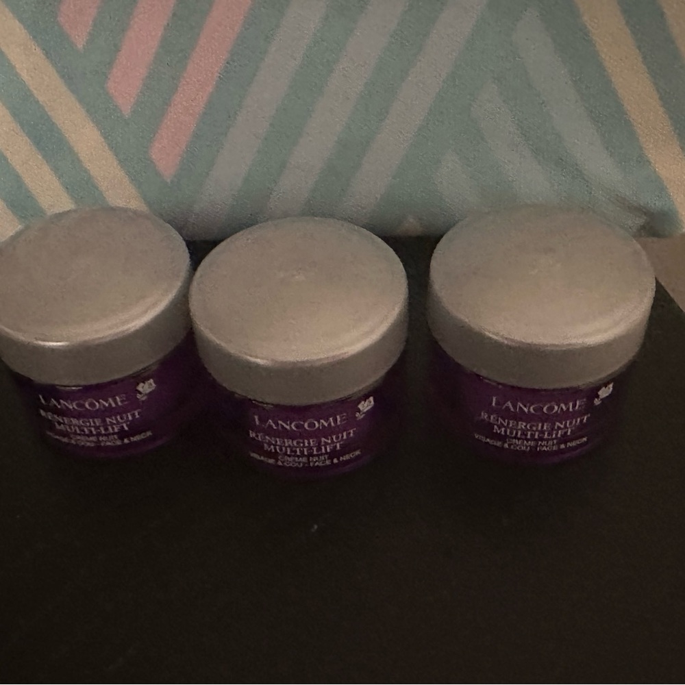 NEW 3x15 ml LANCÔME RENERGIE NUIT MULTI LIFT CREAM BUNDLE + BONUS COSMETICS BAG - Picture 2 of 10